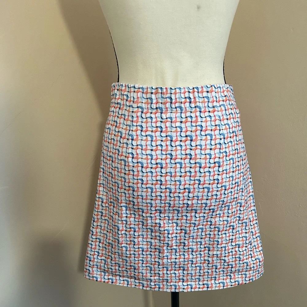 J.McLaughlin Printed Skort. - Picture 6 of 14